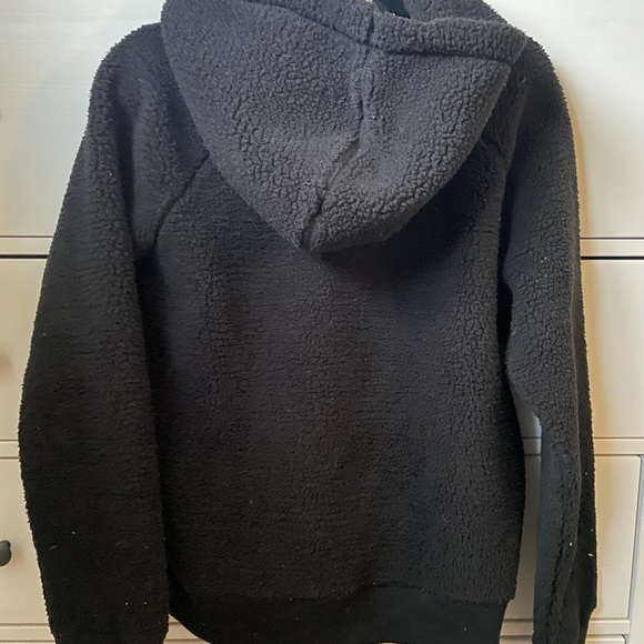 Women’s roots hoodie. Size medium - Picture 3 of 3